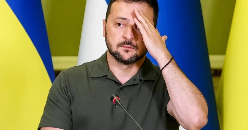 Zelenski payızda ölkədən getməyə hazırlaşır Politoloqdan proqnoz