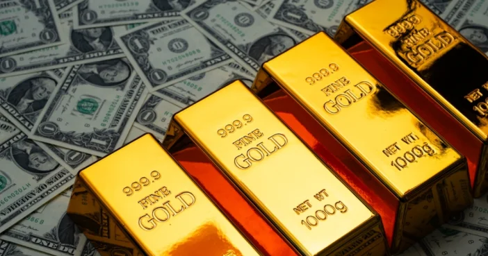 Dollar zəifləyir, qızıl bahalaşır
