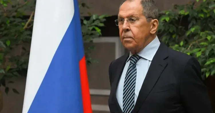 Lavrov Britaniyanı tənqid ETDİ