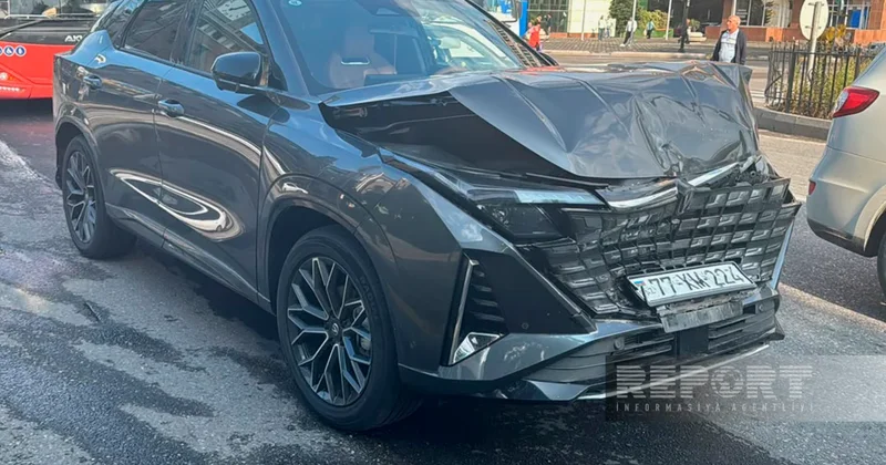 В Сумгайыте произошла цепная авария с участием 5 автомобилей
