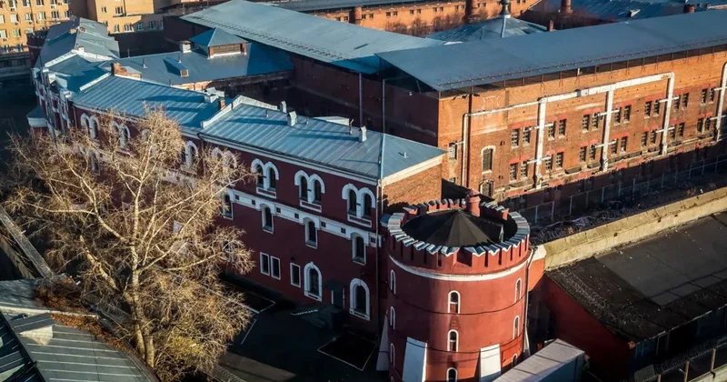 Заключенные в РФ сдали сокамерника из за плохих чувств от его тату