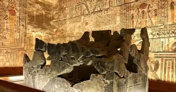 Ölülər və dirilər dünyası arasında qapı TAPILDI