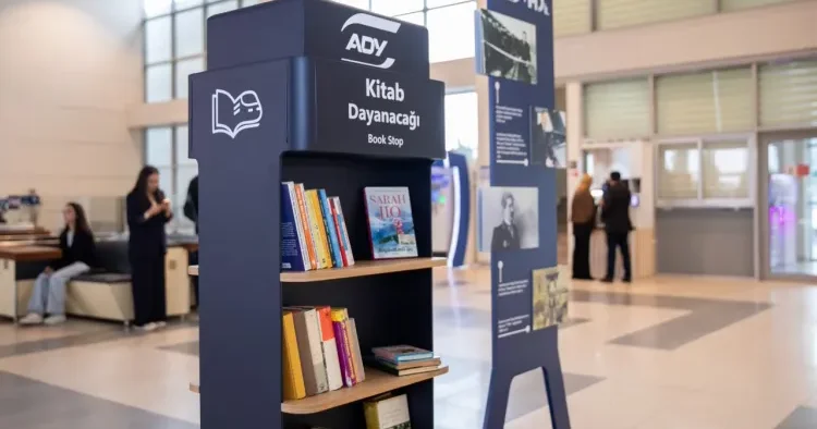 Sumqayıt Dəmiryol Vağzalında Kitab Dayanacağı istifadəyə verildi FOTO