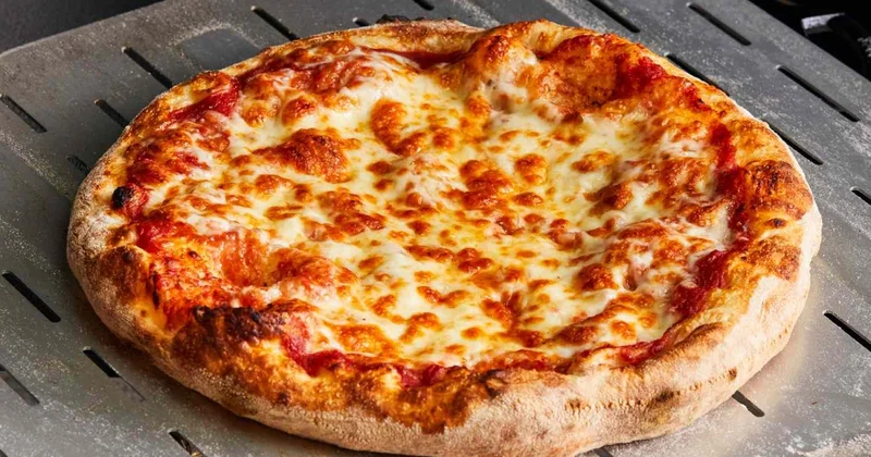 Yüzlərlə pizza sifariş verdi, saxlanıldı