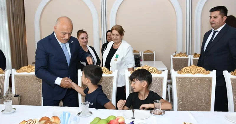 Əlilliyi olan uşaqlara dəstək məqsədilə xeyriyyə tədbiri FOTO