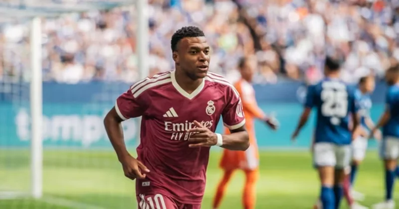 Mbappe Messi və Ronaldu arasında seçim edə bilmədi