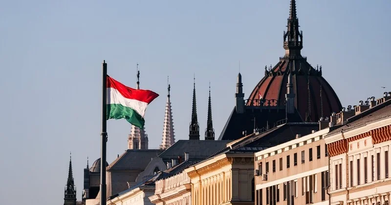 Венгрия высылает российских дипломатов