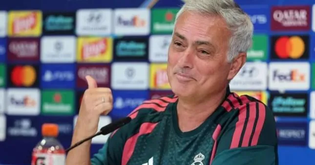 “Bilmirəm, təqvimi tərtib edən italyandırmı?" Mourinyo söz atdı