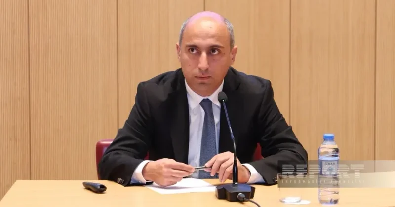 Emin Əmrullayev: PISA nəticələrindəki artım Azərbaycan müəllimlərinin uğurudur