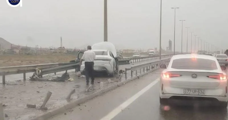 Bakı Qazax yolunda qəza oldu Fotolar