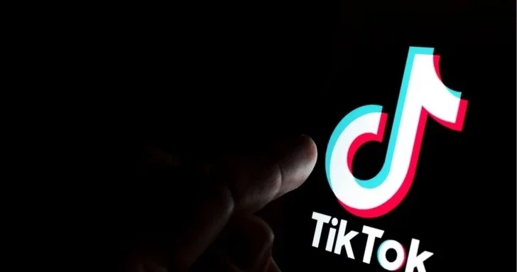 Ученые предупредили об опасности TikTok для женщин