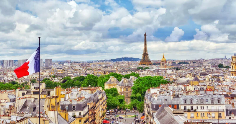 Paris Fransanın yeni baş nazirini 48 saat ərzində təyin edəcək