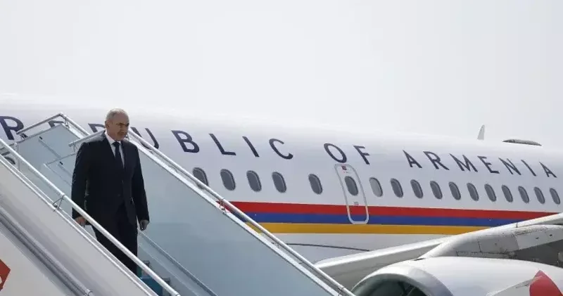Nikol Paşinyan Brüsselə getdi