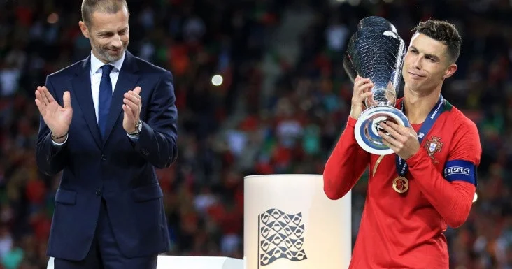 Çeferin Ronaldonu futbol tarixinin üç ən böyük oyunçusundan biri sayır