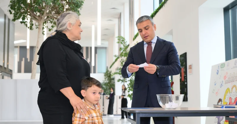Şəhid ailələrinə və müharibə ilə əlaqədar əlilliyi olan şəxslərə daha 100 mənzil verilib