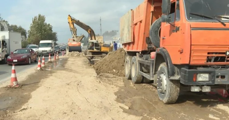 Binəqədi şosesində aylarla davam edən qazıntı işləri nə vaxt yekunlaşacaq?