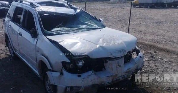 “Pajero divara çırpıldı: bir ailənin 4 üzvü... Foto