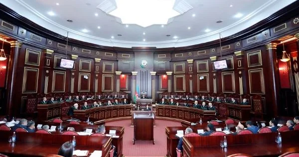 Ali Məhkəmədə iclas Plenum qərarlarında dəyişiklik edilib