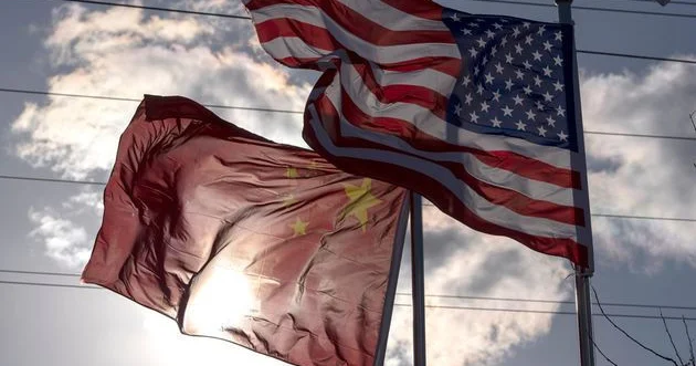 США внесли 15 китайских компаний в список ограниченной торговли