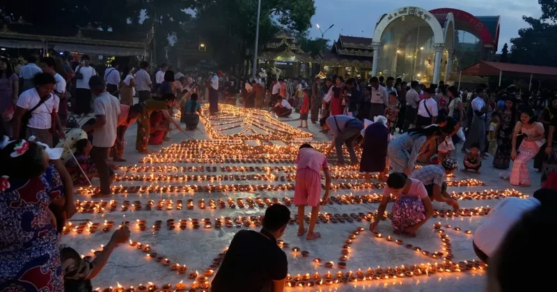Myanmada buddist festivalında partlayış: Çox sayda ölən və yaralanan var