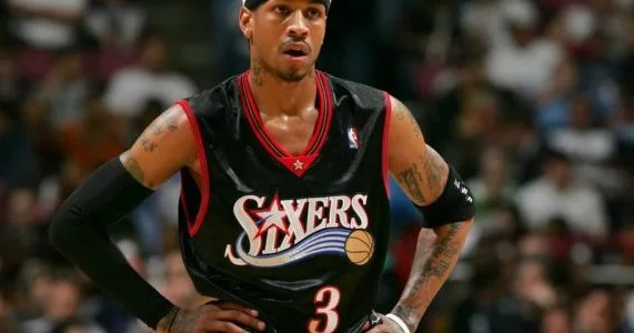 Allen Ayverson NBA tarixinin ən yaxşı 5 oyunçusunun adını açıqlayıb