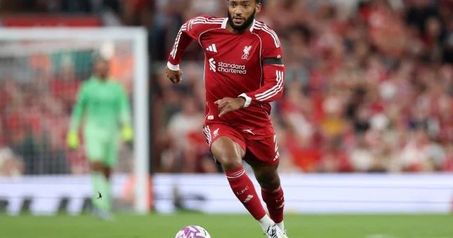 “Liverpul”un müdafiəçisi qış transferində komandadan getməyəcək