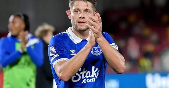 Ceyms Tarkovski “Everton”da qalacaq
