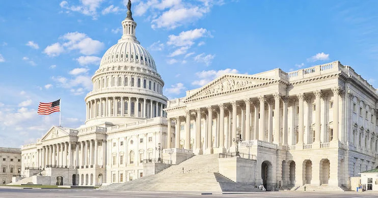 Сенат США в шестой раз не смог остановить шатдаун