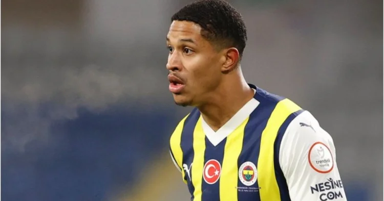 Ərəblər Fənərbaxça nın legionerini transfer etmək istəyir