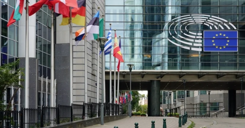 KİV: Aİ səfirləri 2028 ci ilə qədər Rusiya nefti və qazından imtina planını razılaşdırıblar