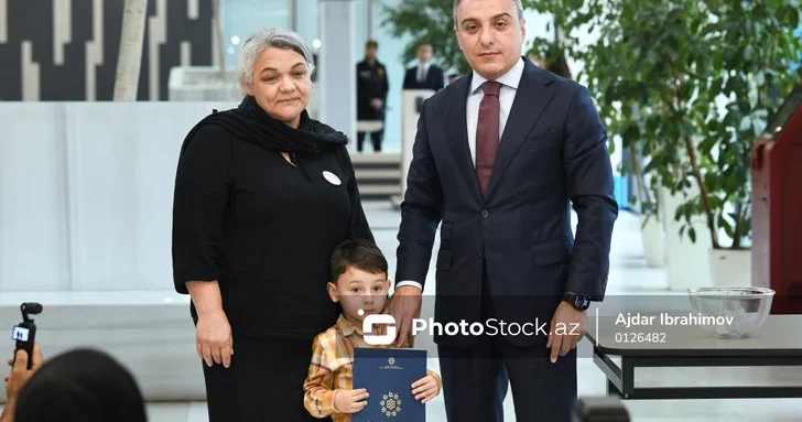 Семьям шехидов и инвалидам войны в Азербайджане предоставлено еще 100 квартир