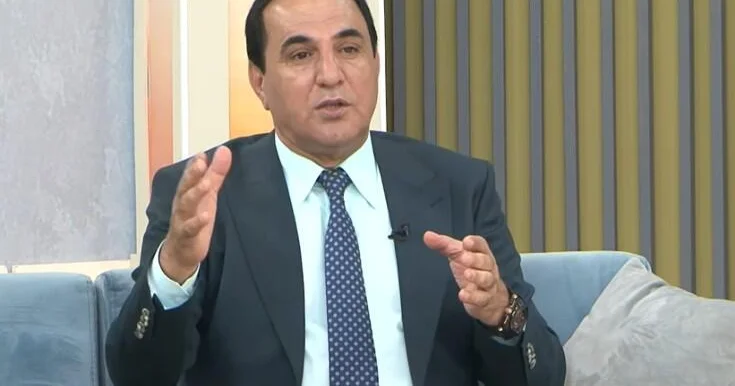 Aqşini hədələdi Sənin başın üçün deyil VİDEO
