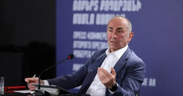 Buyruq qulunun hakimiyyət iddiası və: Kremlin Ermənistan planları