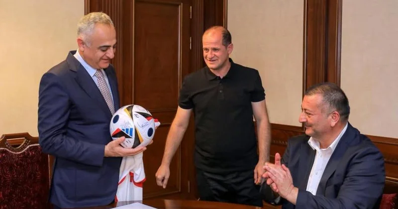 “Naxçıvanda stadionun yenidən qurulması nəzərdə tutulur” Prezidentin nümayəndəsi