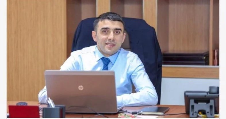 Nazirlikdə qruplaşma rəhbəri Elnur Əliyev kimdir? KONKRET