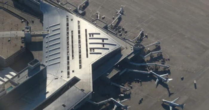 ABŞ aeroportlarının işində problemlər yaranıb