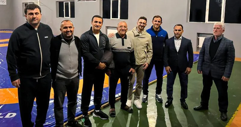 Bölgədə güləşin inkişaf yolları müzakirə edilib FOTO