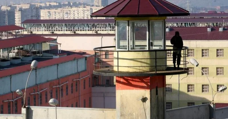 Tbilisidə keçmiş həbsxana rəisi intihar edib