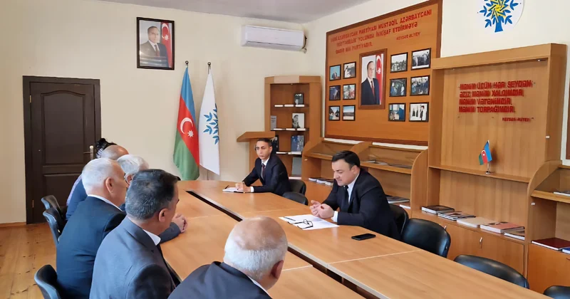 Millət vəkili Rövşən Muradov Ağcabədi rayonunda vətəndaş qəbulu keçirib