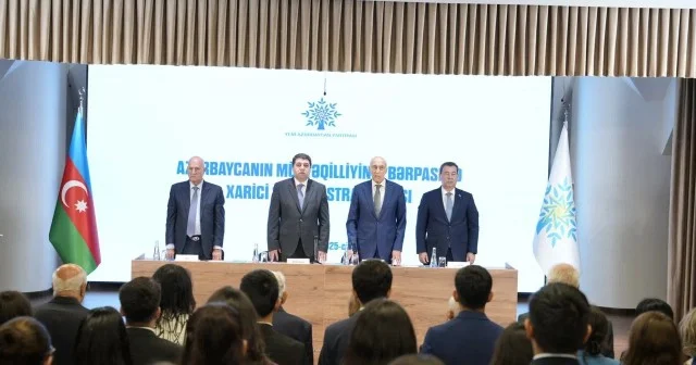 “Azərbaycanın müstəqilliyinin bərpası və xarici siyasət strategiyası” adlı tədbir keçirildi FOTOLAR