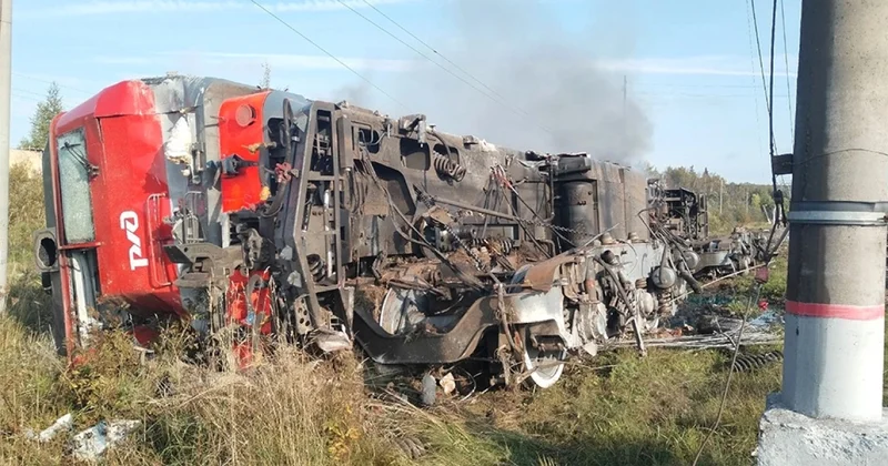 Подорван поезд с военным грузом под Петербургом
