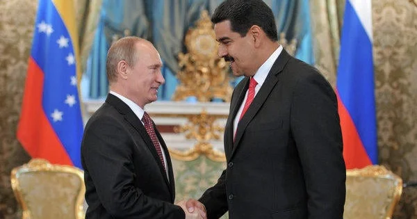 Maduro: Bu, Putinə ad günü hədiyyəmdir