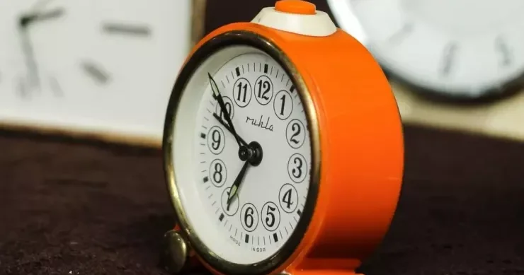 Bir gün əslində tam 24 saat deyil: SƏBƏBİ tapıldı