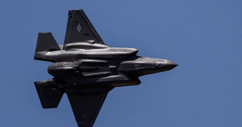 Комплектующие к F 35 США попали в Китай: чья ошибка?