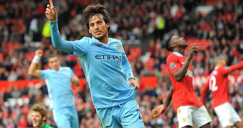 Keçmiş ulduz futbola geri dönür