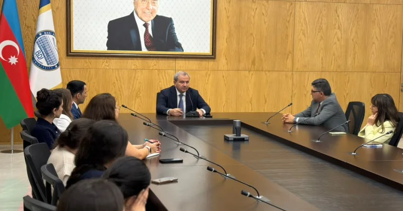 BDU da ikili diplom proqramının tələbələri ilə görüş olub