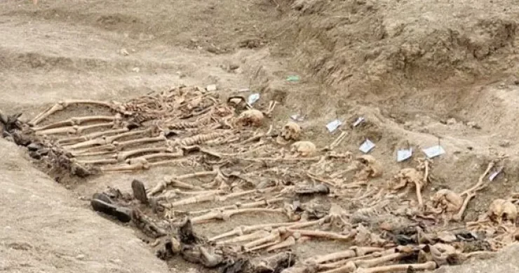 3 gün əvvəl daha 16 nəfərin qalıqları tapılıb