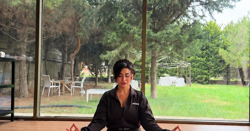 Fatimənin yoqa eşqi...