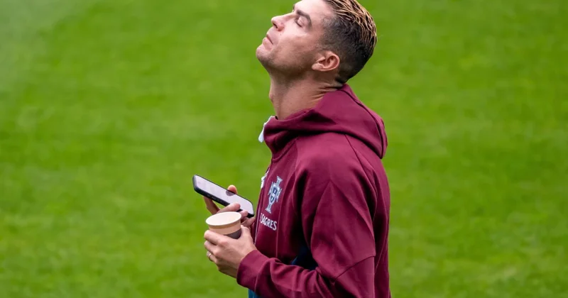 Ronaldunun 15 il əvvəlki müsahibəsi üzə çıxdı: “Yığmada toxunulmaz oyunçu yoxdur” VİDEO