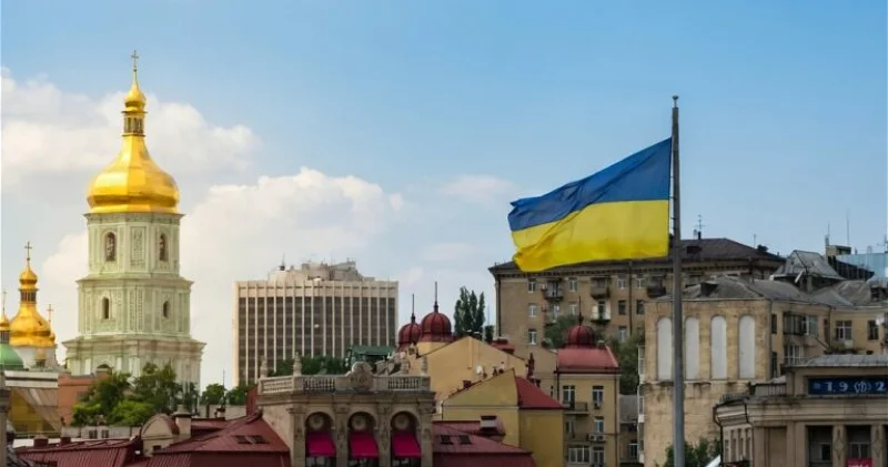 Опрос: 56% опрошенных украинцев допускают территориальные уступки